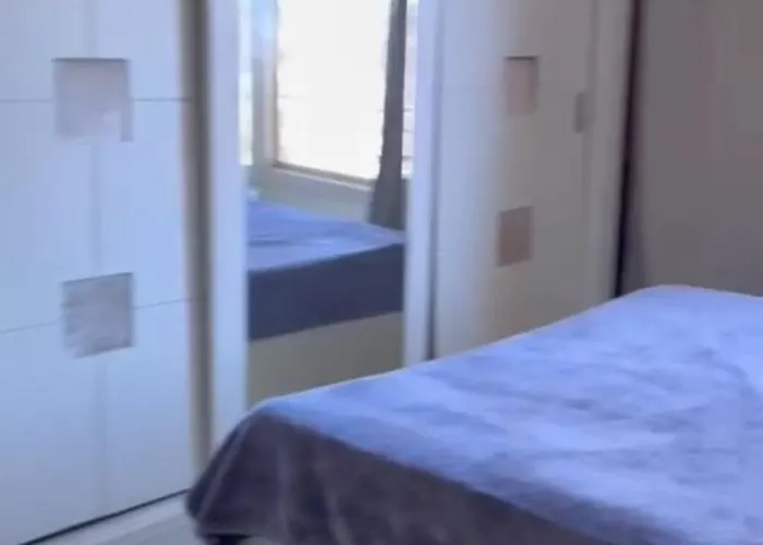 Apartment Sea View Apartment, 2 Bedrooms Near The